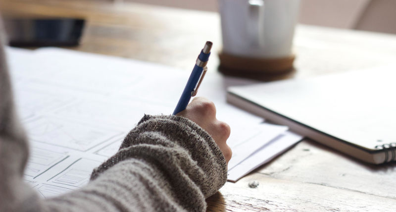 Vacature schrijver (m/v) Bijbelstudiemateriaal 16+}